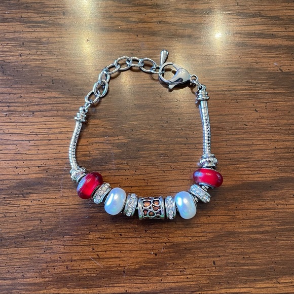 ‼️SOLD‼️Red Charm Bracelet - Picture 1 of 3